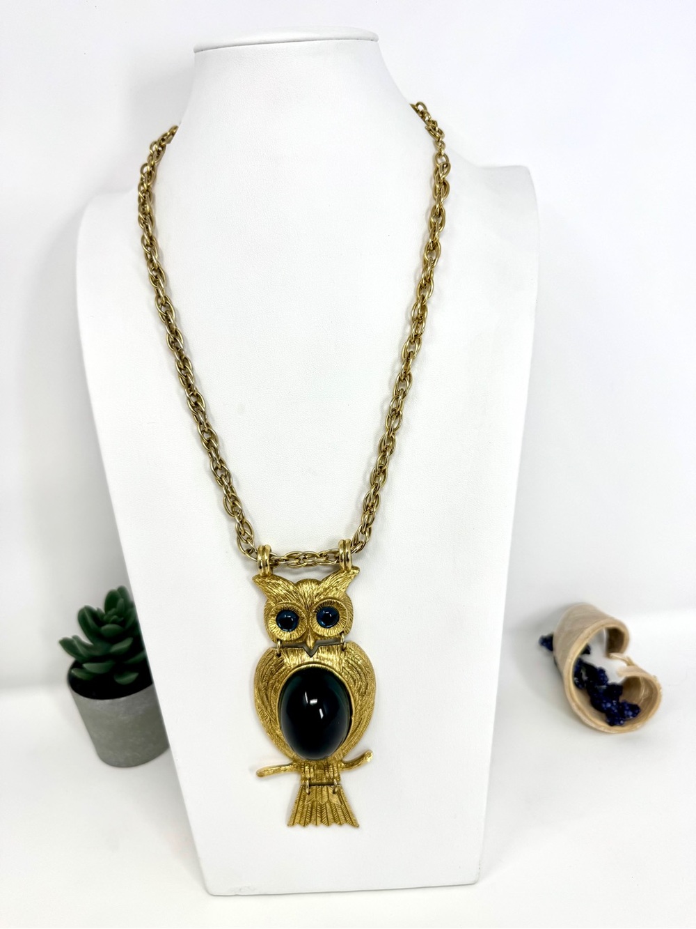 Stunning Vintage 1970s Oversized Owl Statement Pendant Necklace